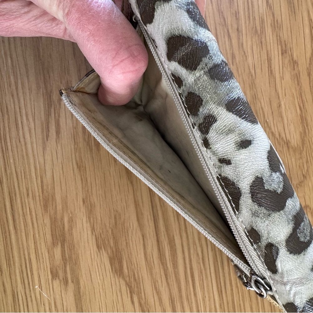 GUESS Leopard Print Wallet - Picture 8 of 10